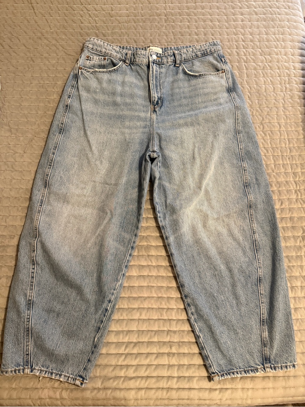 Zara- Light Wash High-Rise Barrel Leg Jean